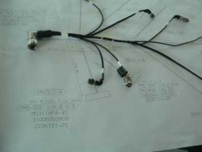 Cablaggio aeronautico realizzato su disegno tecnico.